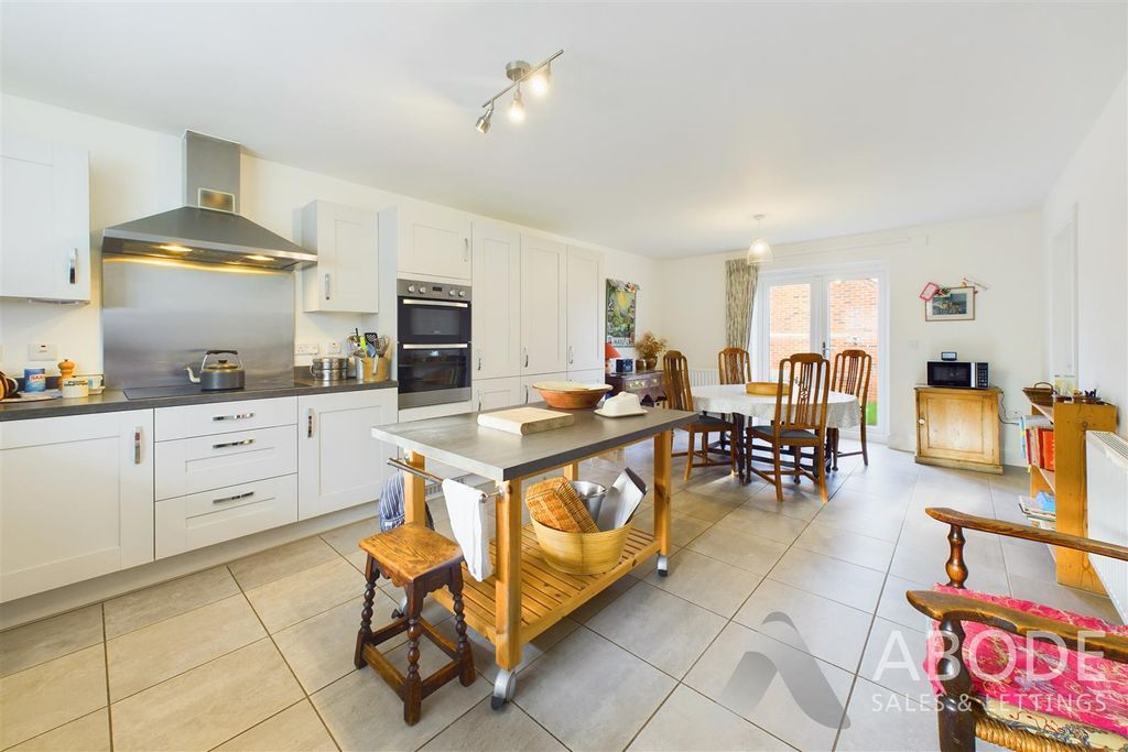 Additional image 3 of 4 bed detached house to rentLonglands, Repton, Derby DE65