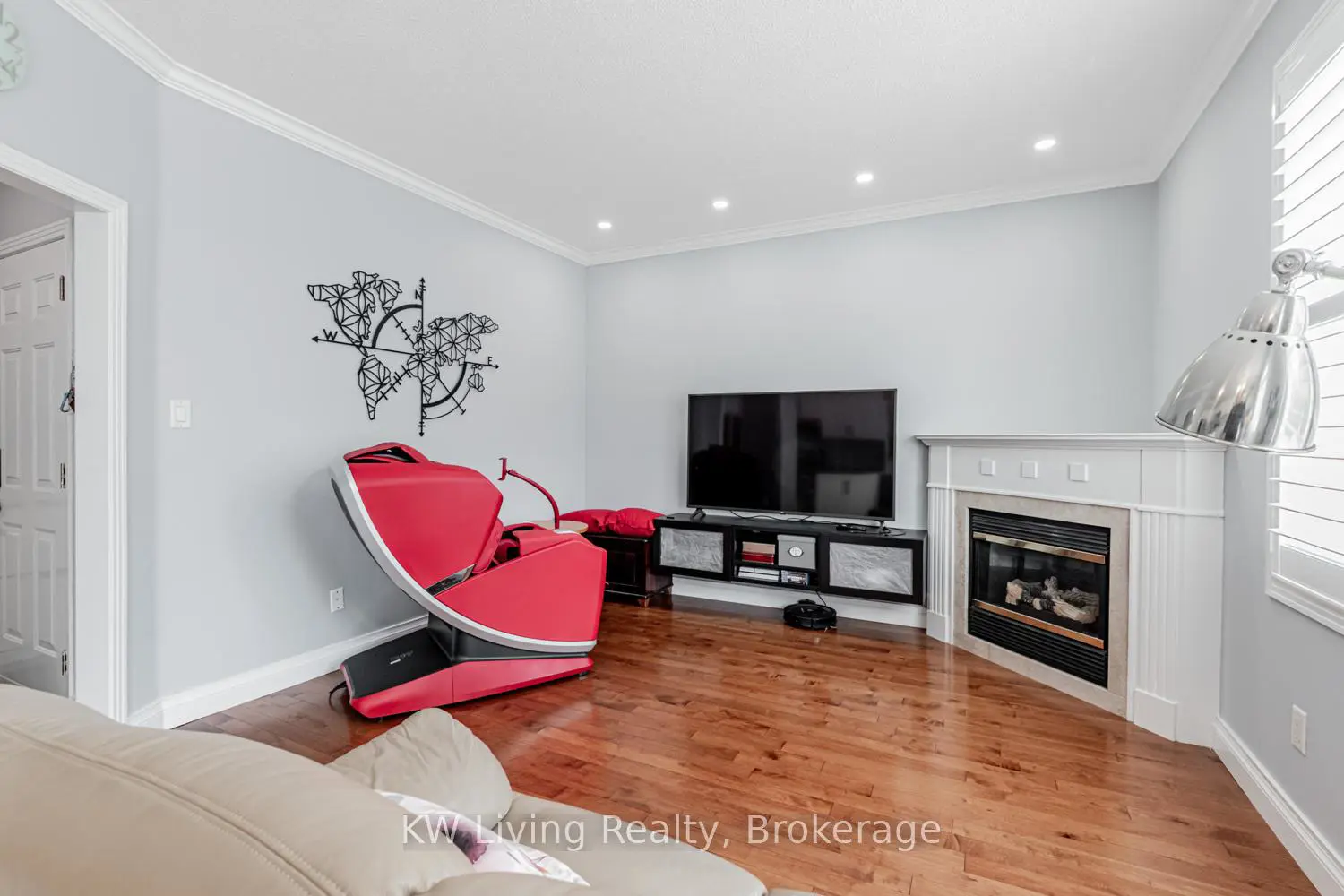 Additional image 10 of 29 Lakespring Drive