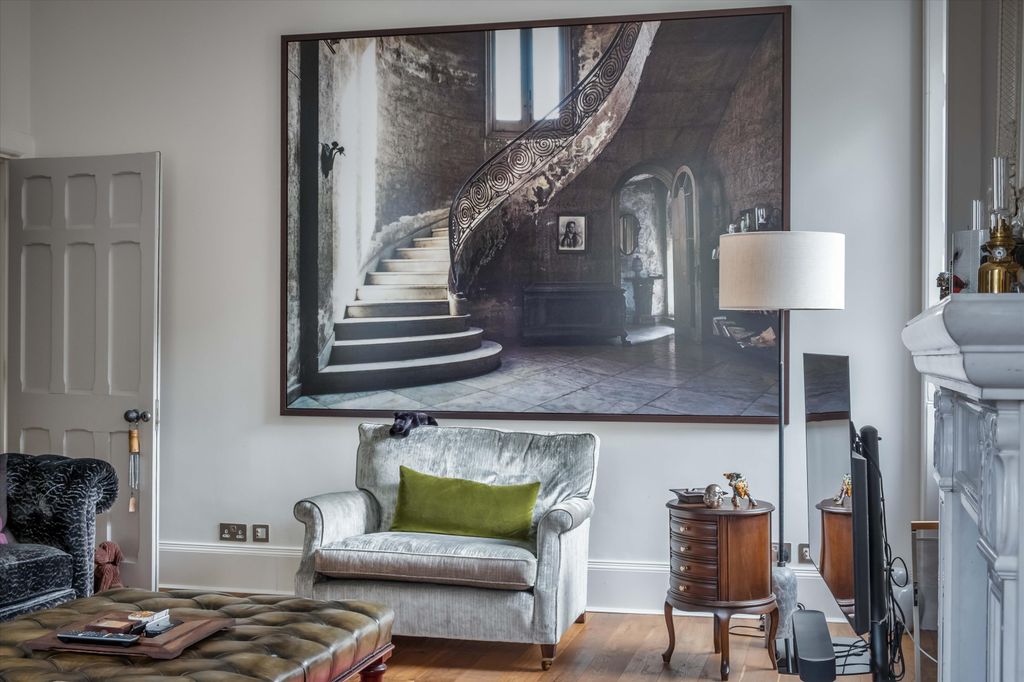 Additional image 3 of 3 bed flat to rentAlbury Park Mansion, Albury Park, Albury, Guildford GU5