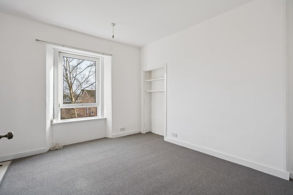 Additional image 3 of 2 bed flat to rentNewhouse, Stirling, Stirling FK8