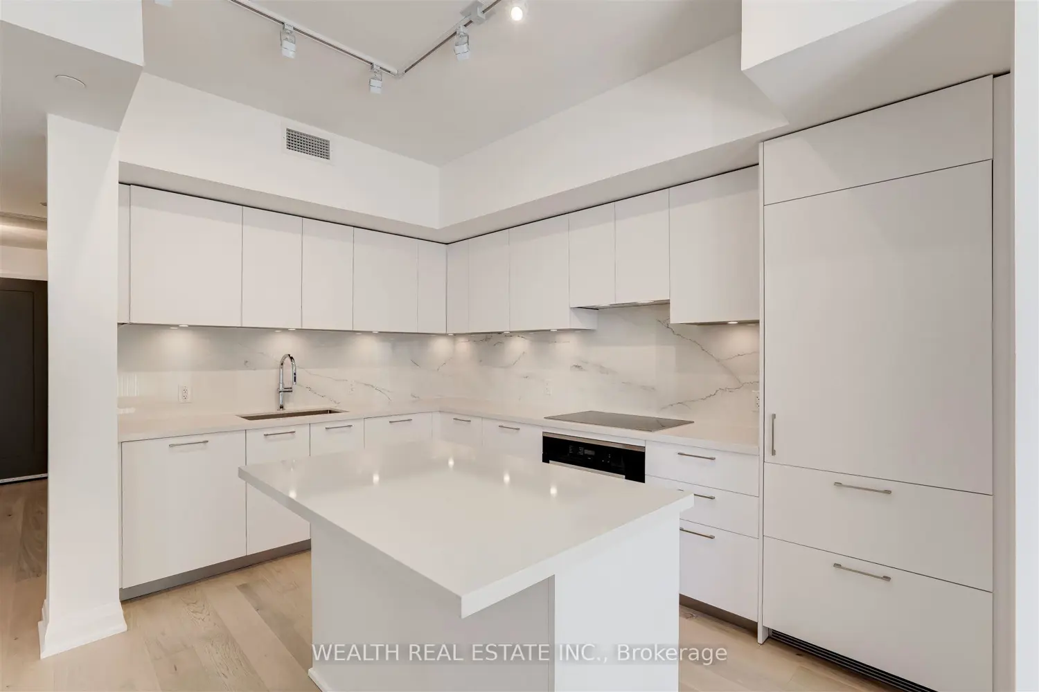 Additional image 8 of 33 Frederick Todd Way 816