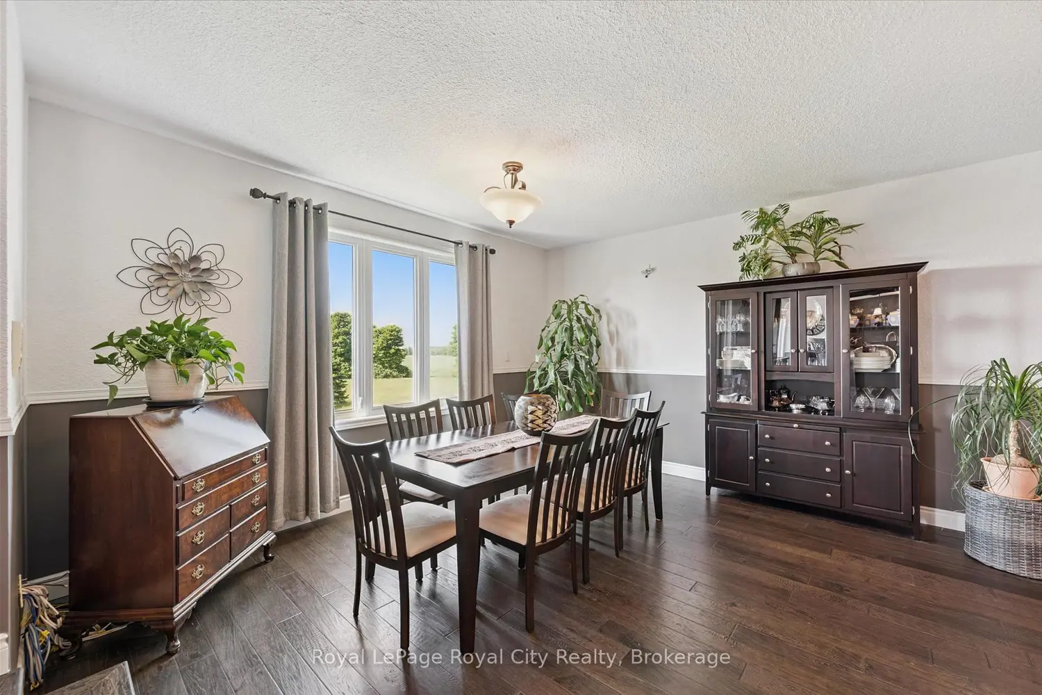5072 Wellington Rd 32 Road photo 2