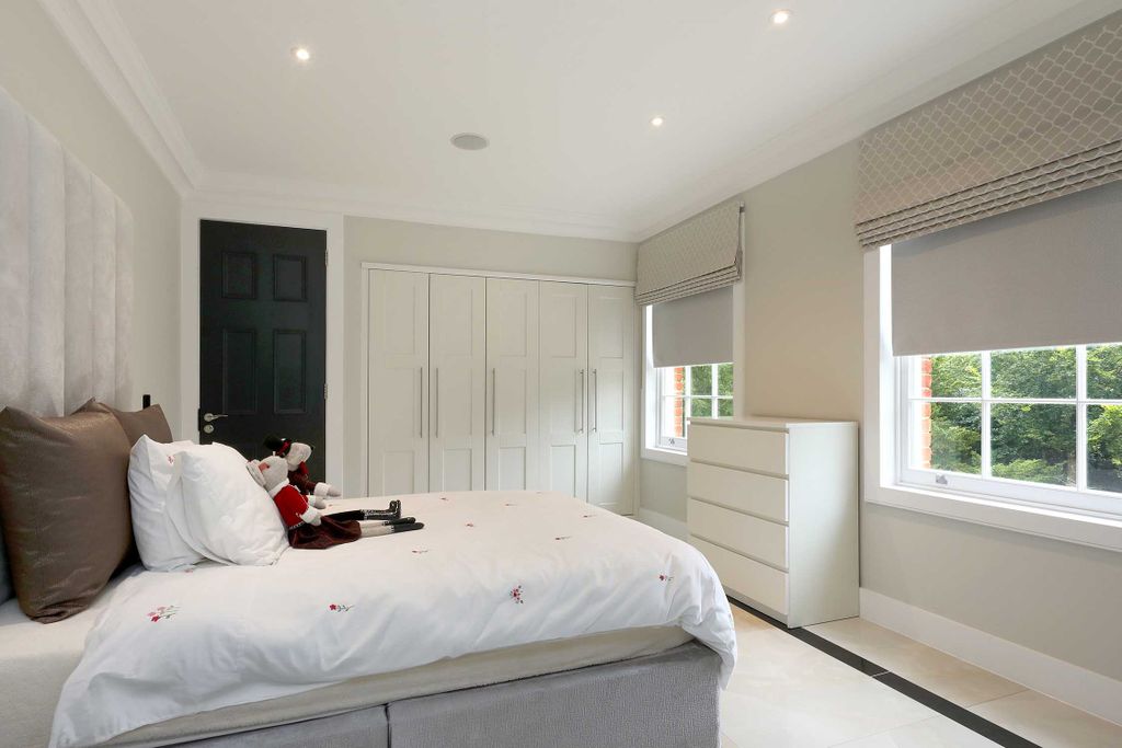 Additional image 26 of 9 bed detached house to rentSlade Oak Lane, Gerrards Cross SL9