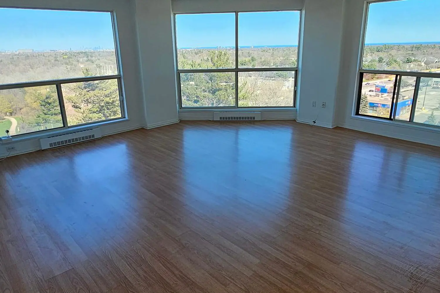 Additional image 17 of 2155 Burnhamthorpe Road 1103