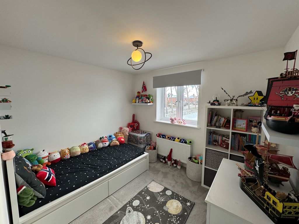 Additional image 12 of 5 bed detached house to rentCowslip Way, Lakenheath IP27