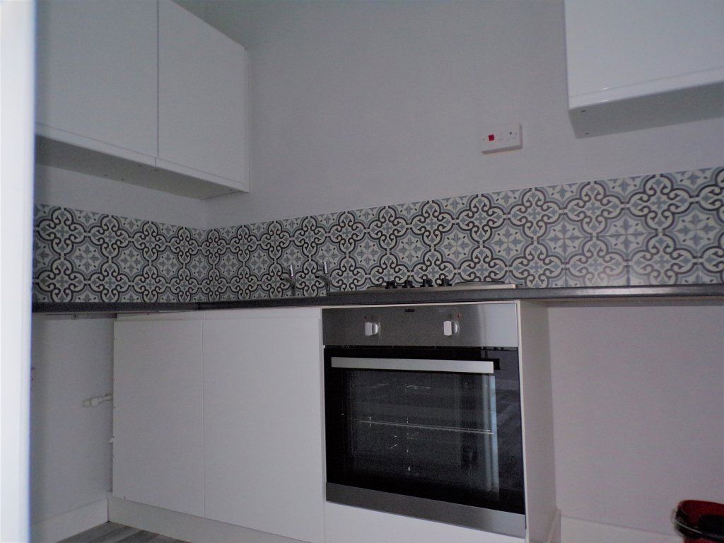 Additional image 2 of 2 bed flat to rentFff 117 Commercial Street, Risca NP11