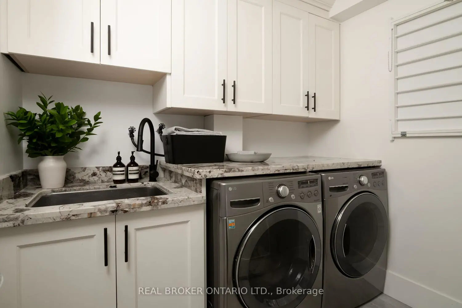 Additional image 6 of 20 Laskay Lane