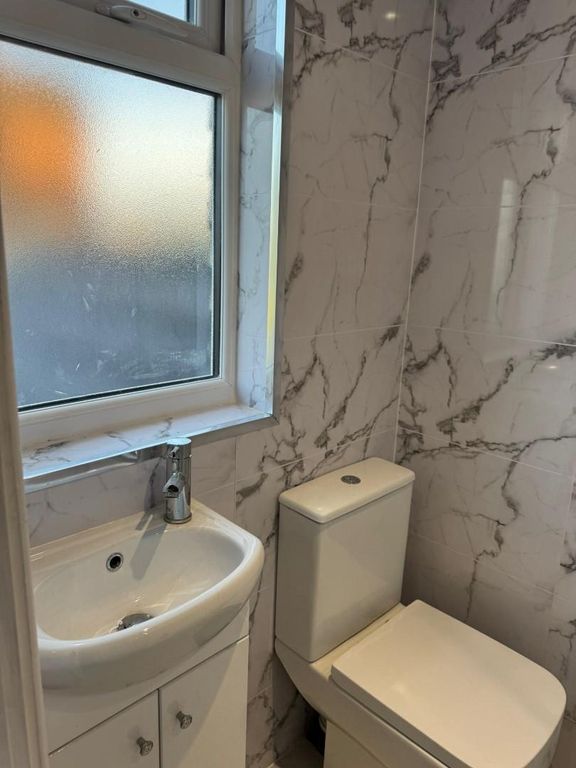 Additional image 4 of 6 bed terraced house to rentWalbrook Road, Derby DE23
