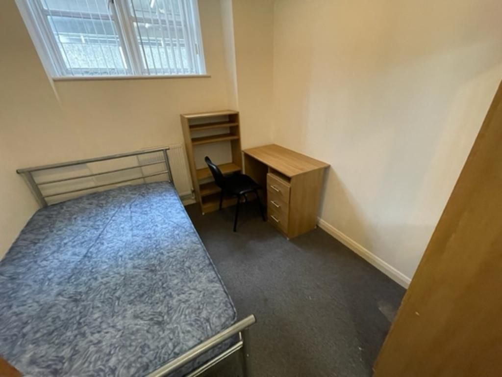 Additional image 5 of 7 bed flat to rent39B, Warwick Street, Leamington Spa CV32