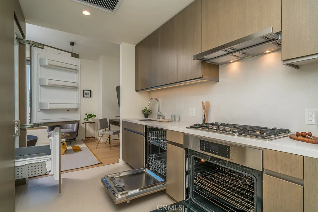 Additional image 9 of 889 S Francisco Street Unit 2805, Los Angeles, CA 90017