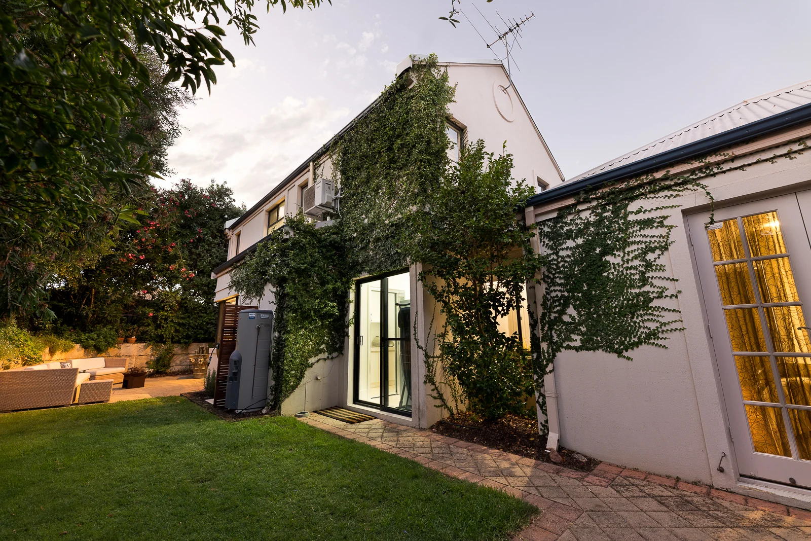 Additional image 24 of 4/54 Swan Road, Attadale WA 6156