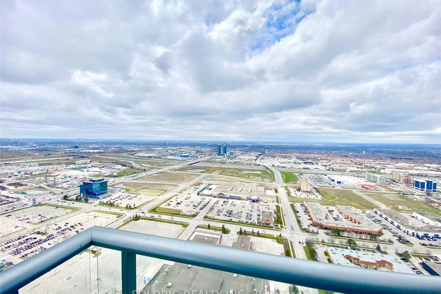 Additional image 5 of 898 Portage Parkway 4909