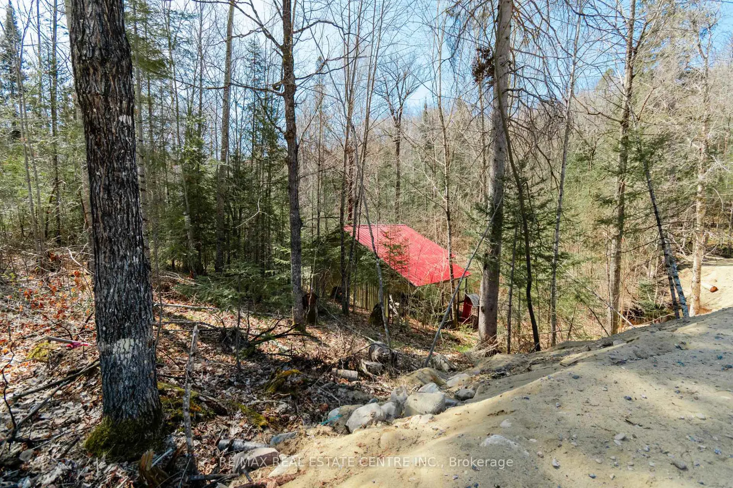 Additional image 4 of 34 Laurentian Crescent