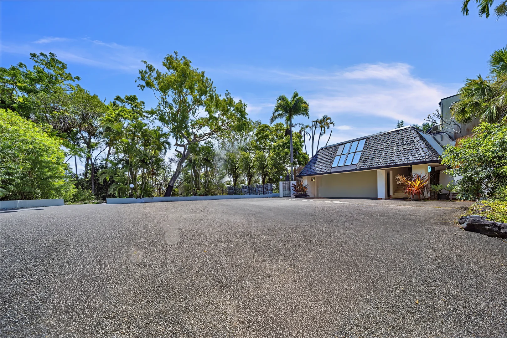 Additional image 26 of 88 Yachtsman Parade, Cannonvale QLD 4802