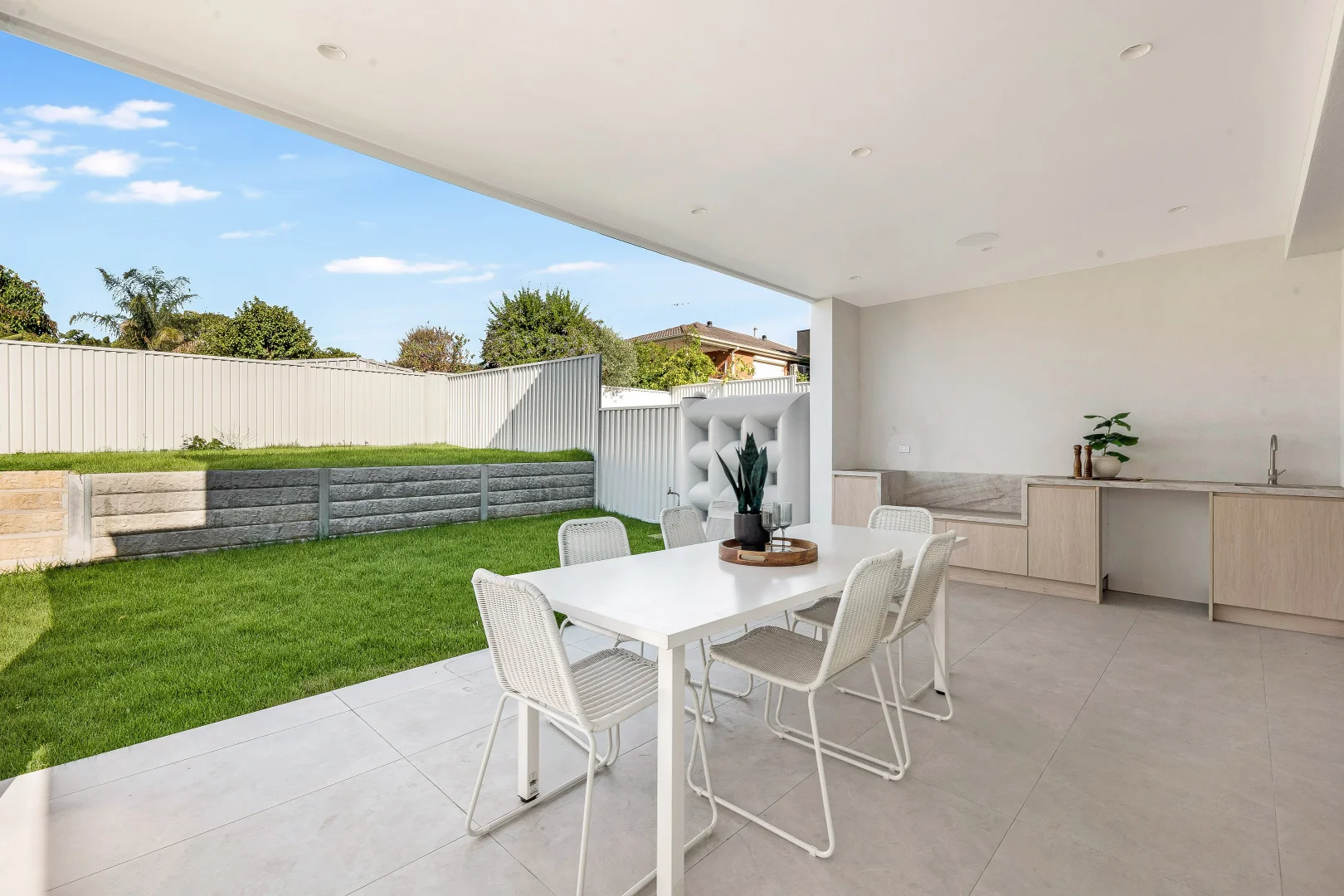 Additional image 13 of 6 Glenisia Avenue, Georges Hall NSW 2198