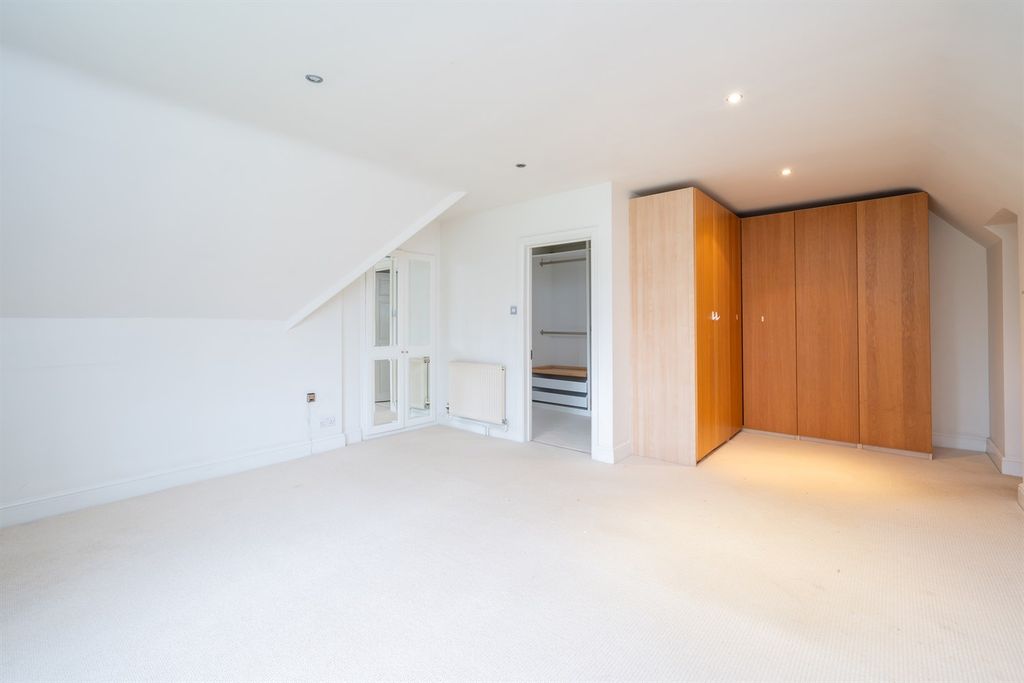 Additional image 12 of 6 bed detached house to rentForest Grange, Horsham, West Sussex RH13