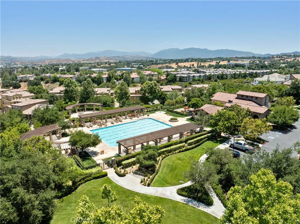 Additional image 110 of 25679 Smoketree Ln, Valencia, CA 91381