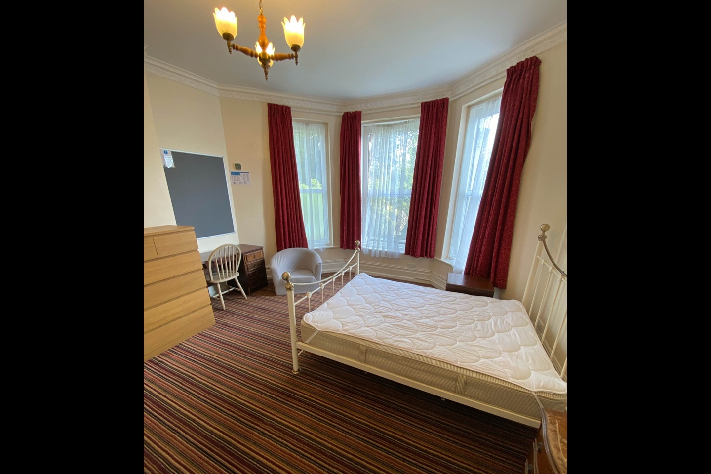 8 Bed Terraced House, Coronation Road, BS3, N1 7GU