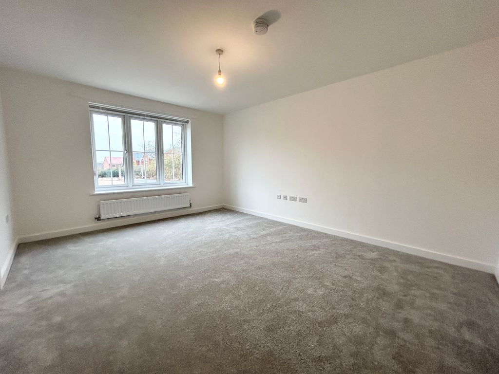 Additional image 4 of 4 bed detached house to rentJohn Barrow Close, Priorslee, Telford TF2