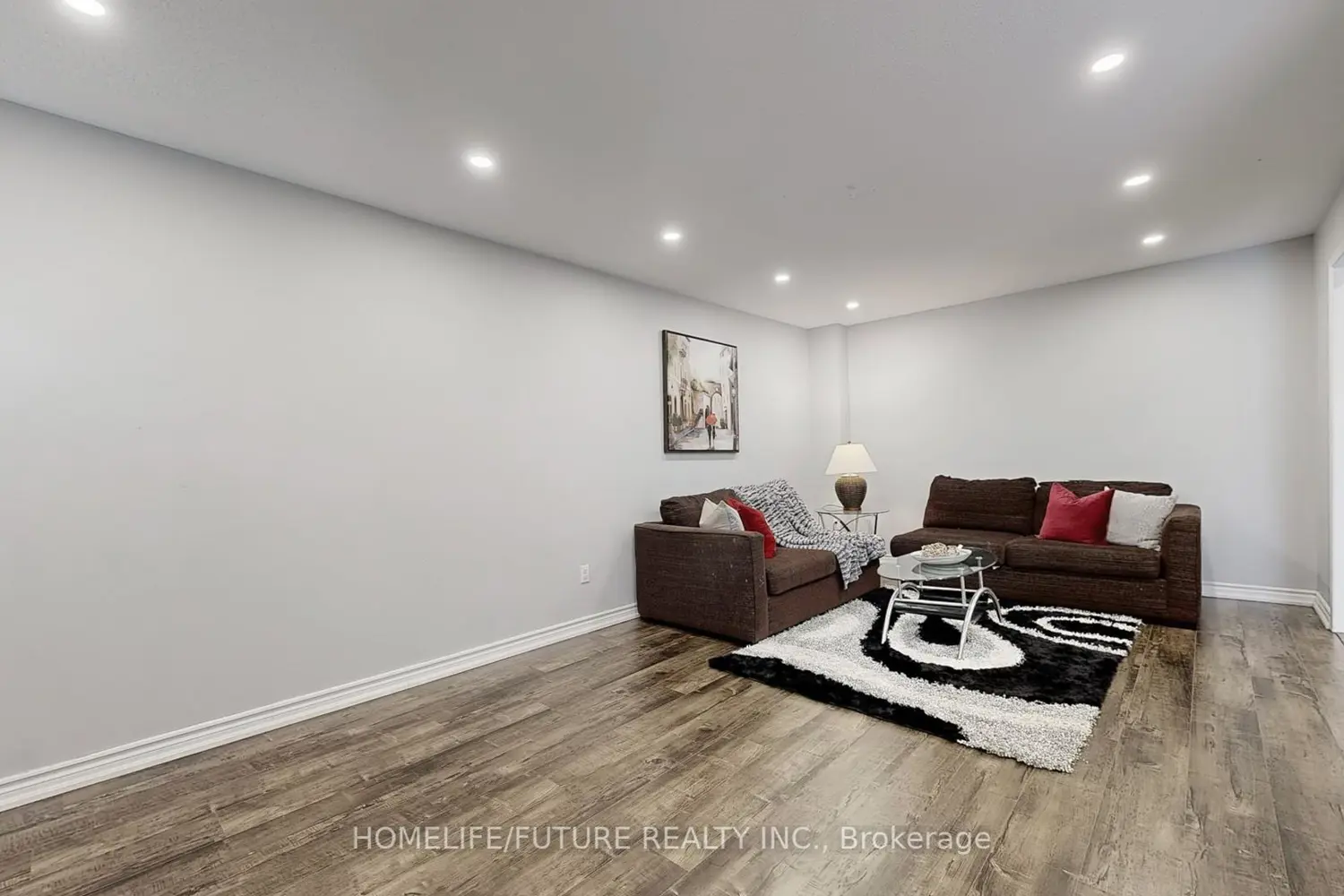 Additional image 4 of 153 Jonas Millway