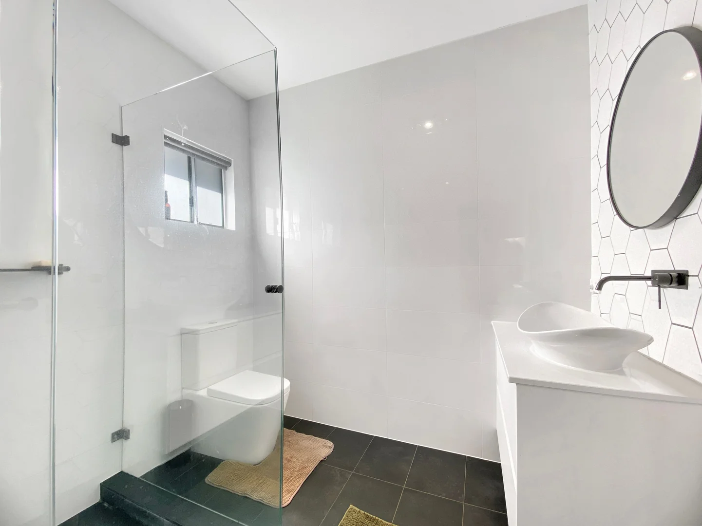 Additional image 12 of Mount Johns NT 0874