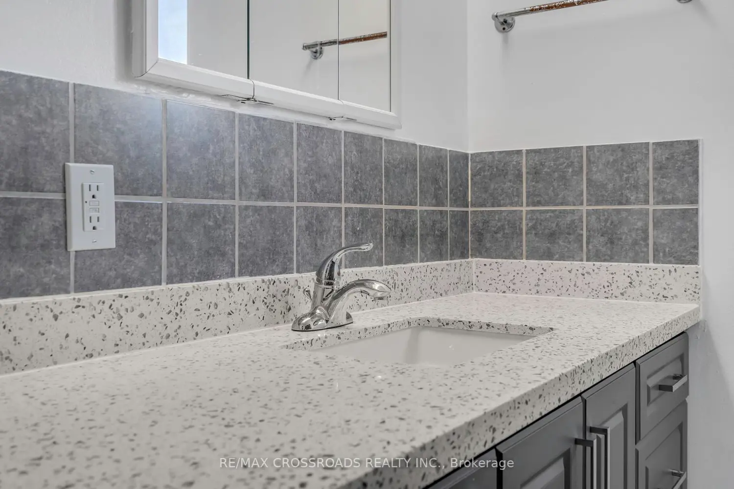 Additional image 15 of 7450 Darcel Avenue 12