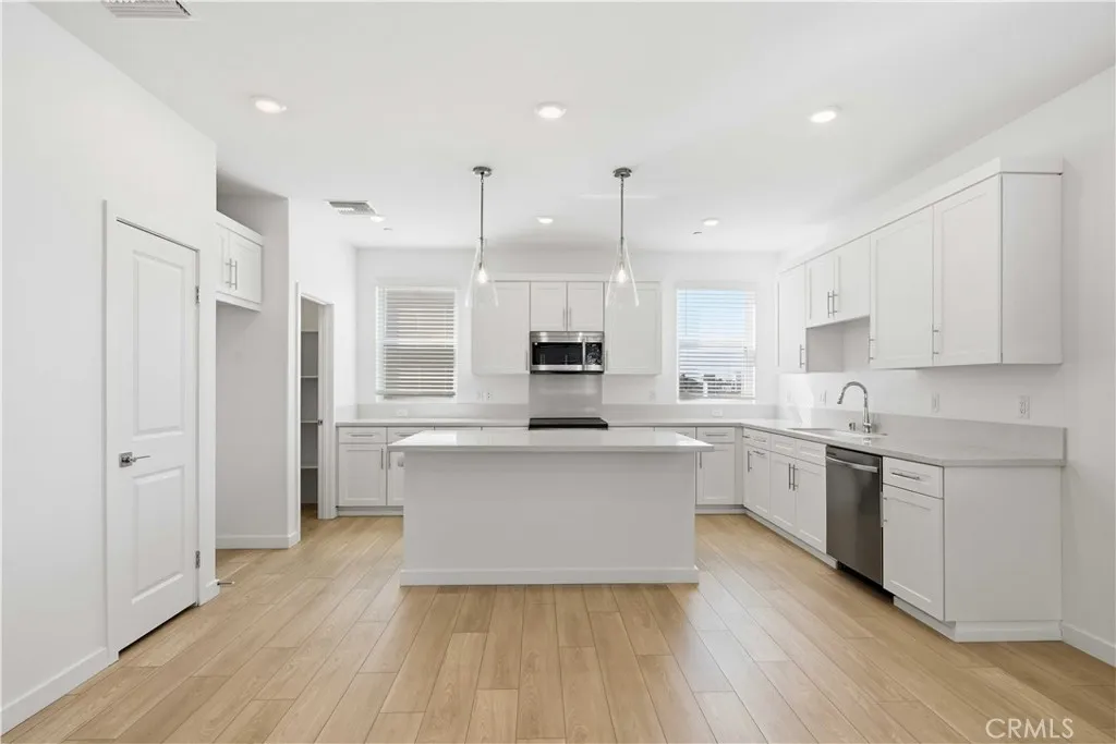 Additional image 42 of 9329 Via Azul, Pico Rivera, CA 90660