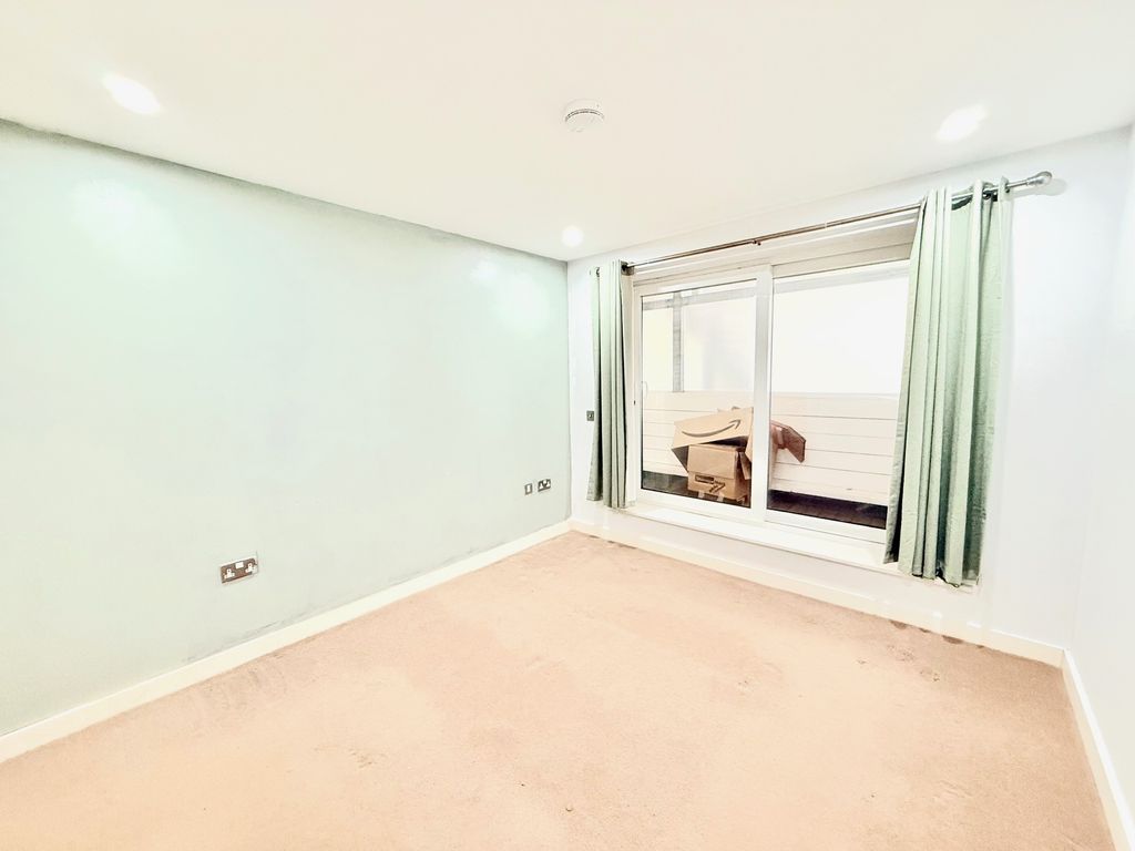 Additional image 5 of 2 bed flat to rentThe Crescent, Newquay TR7