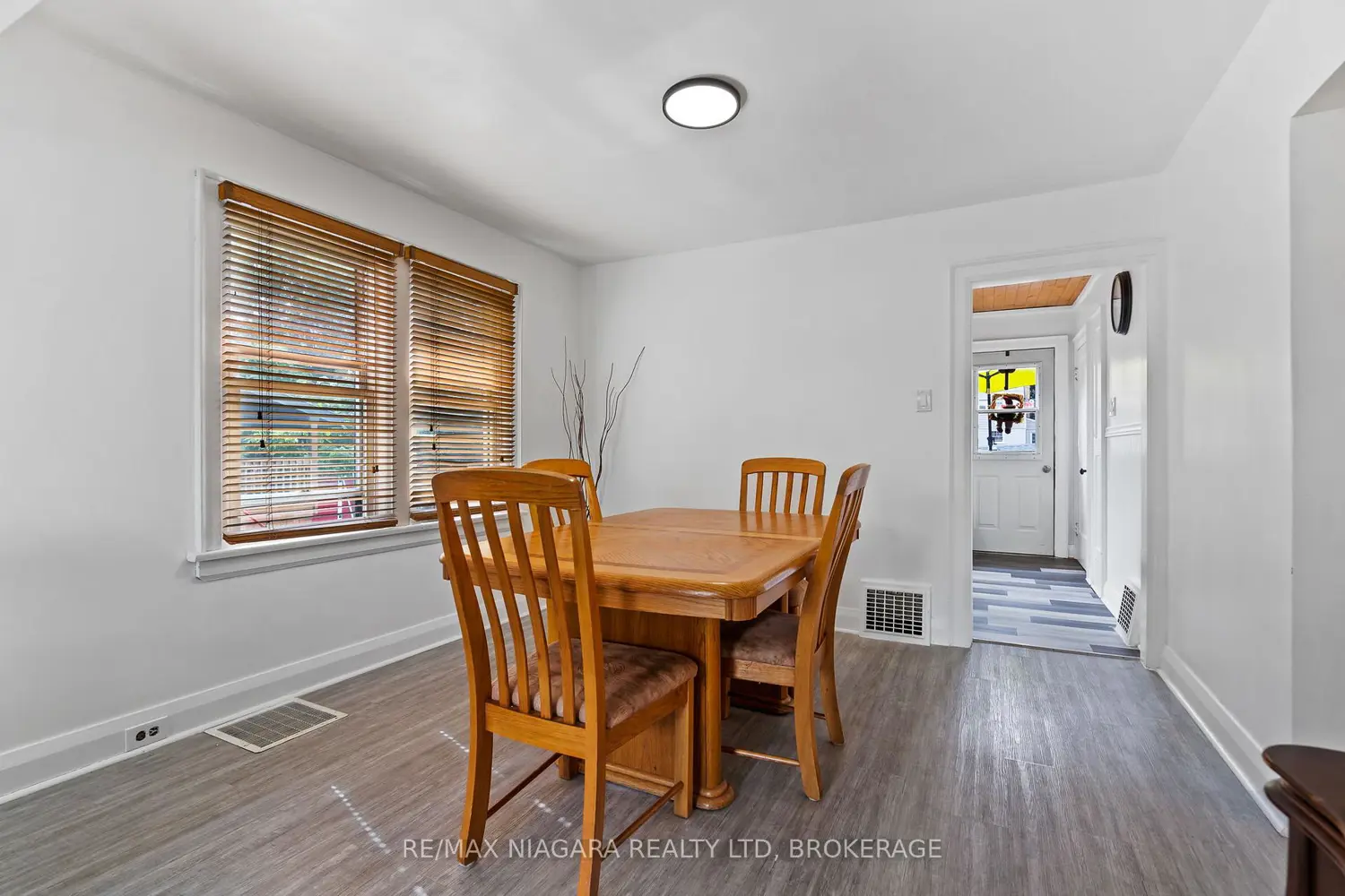 Additional image 3 of 94 Clare Avenue