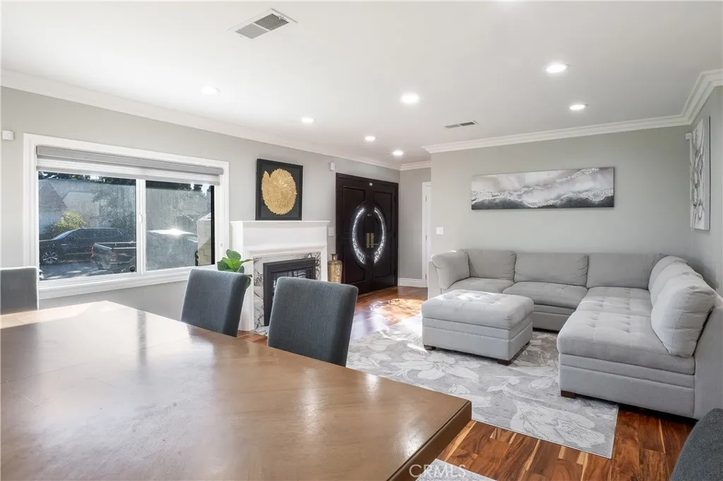 Additional image 5 of 5339 E Greenmeadow Rd, Long Beach, CA 90808