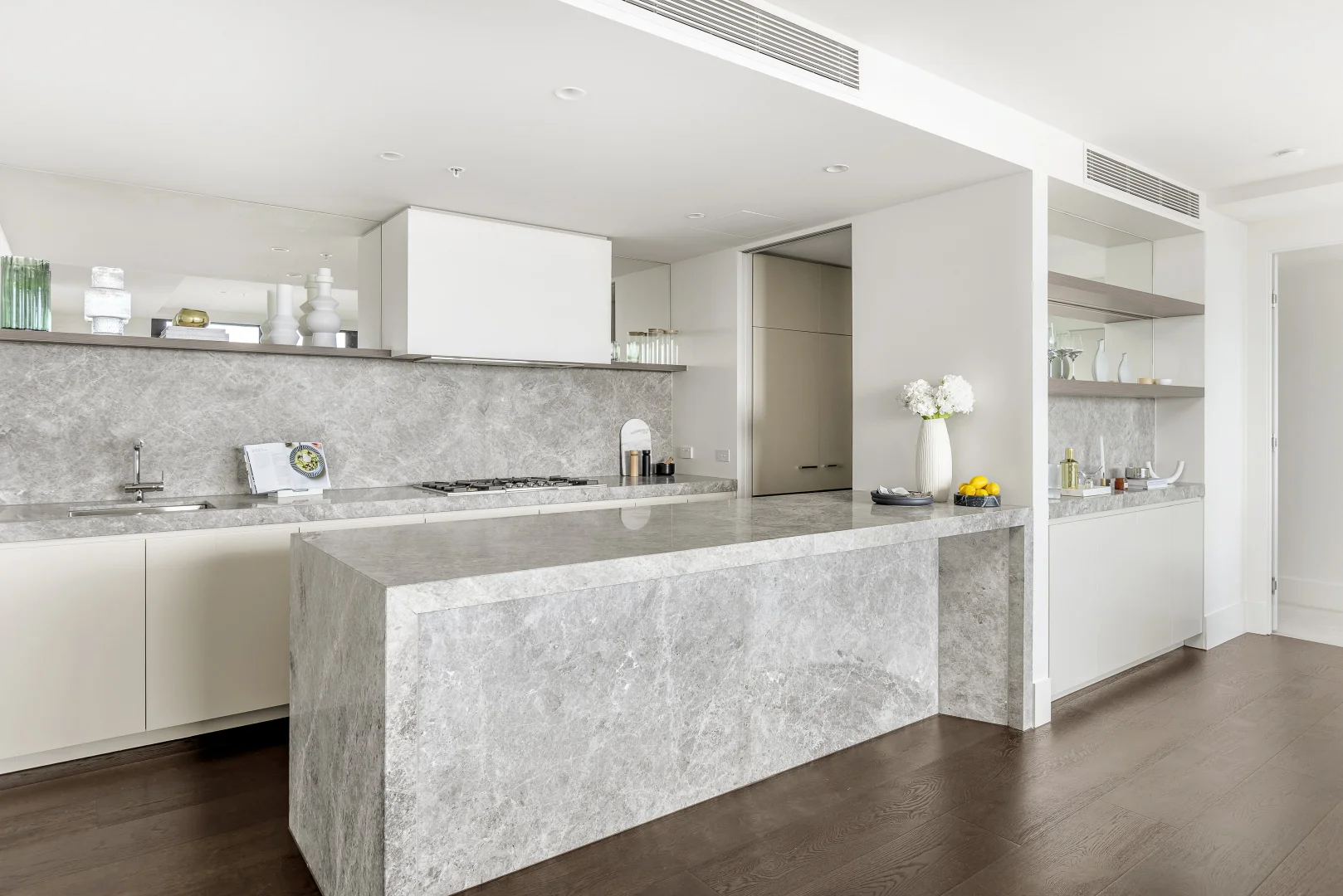 Additional image 5 of 2604/259 Normanby Road, South Melbourne VIC 3205