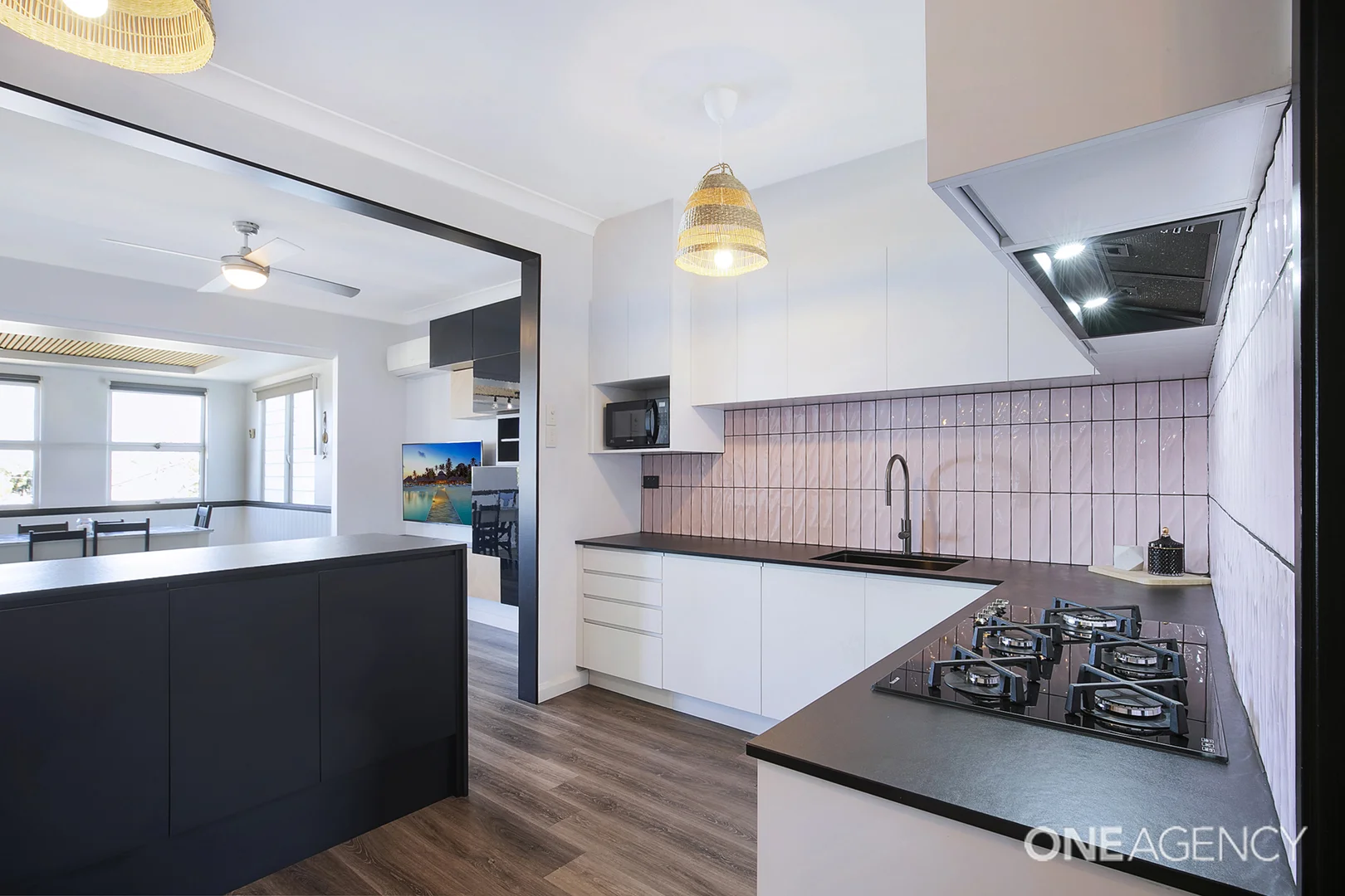 Additional image 15 of 20 Hardiman Street, Woody Point QLD 4019