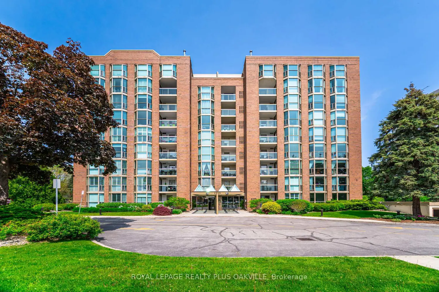 1225 North Shore Boulevard 104