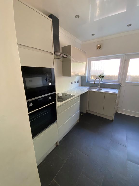 Additional image 8 of 3 bed semi-detached house to rentPemberton Road, Llanelli SA14
