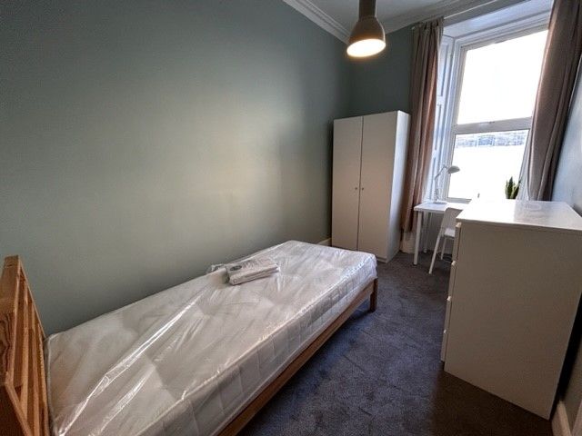 Additional image 10 of 2 bed flat to rentBruce Street, Stirling FK8