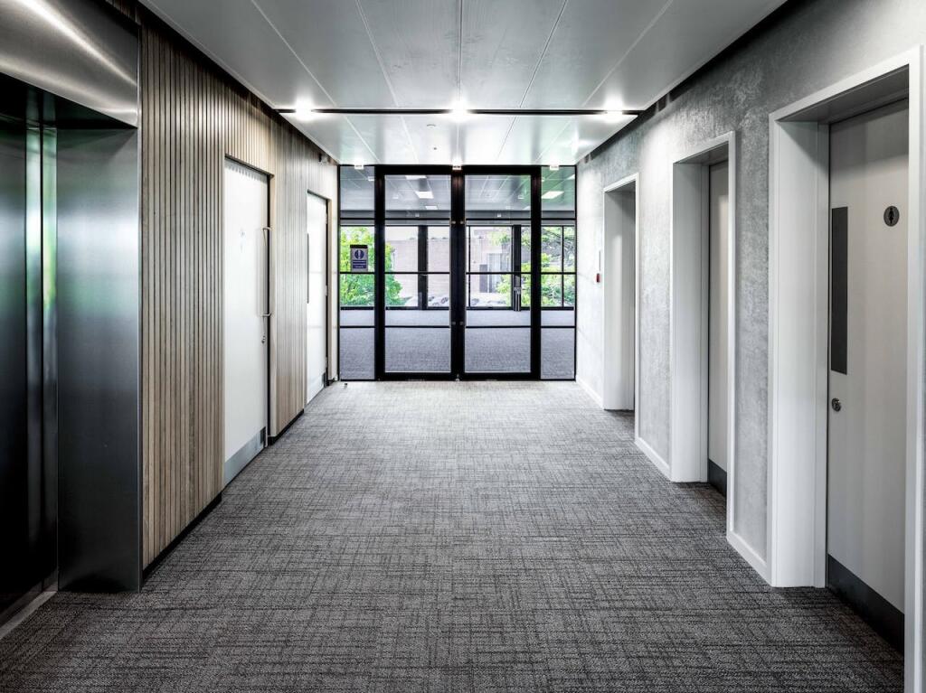 Additional image 7 of 10 Bricket Road, St Albans, AL1 3JX