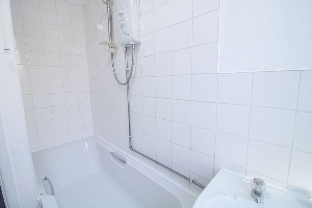 Additional image 16 of 2 bed flat to rentFff 19 Bridge Street, Abercarn NP11