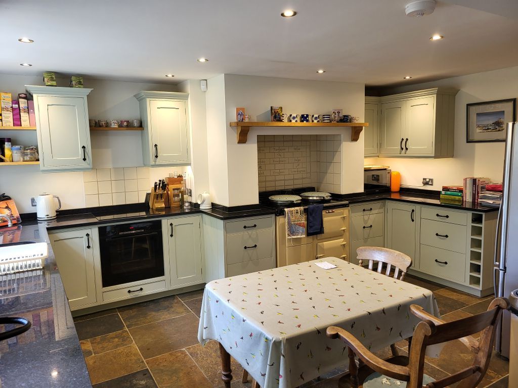 Additional image 2 of 4 bed semi-detached house to rentWest Coker Hill, Yeovil BA22