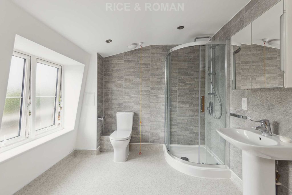 Additional image 12 of 2 bed flat to rentLynwood Village, Ascot SL5