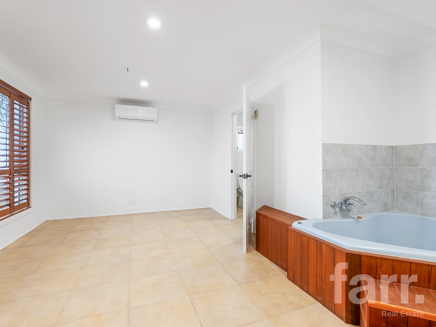 Additional image 34 of 24 Ben Hogan Crescent, Parkwood QLD 4214