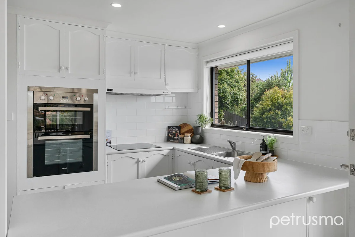 Additional image 12 of 2/1b Buchanan Avenue, Sandy Bay TAS 7005