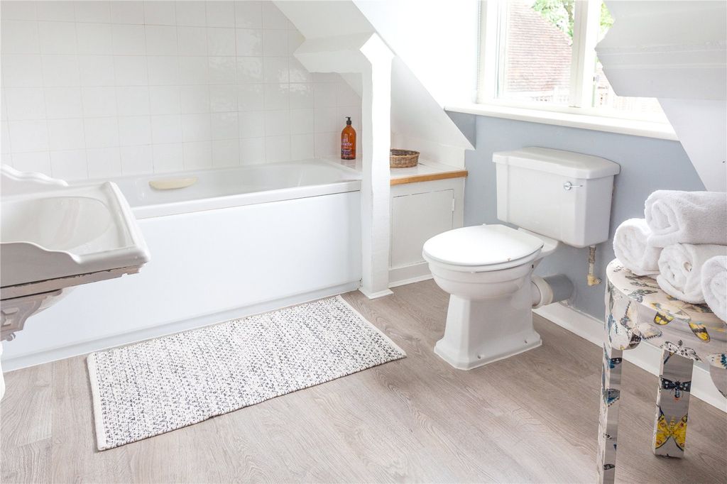 Additional image 16 of 7 bed detached house to rentMill Lane, Kidmore End, Reading RG4