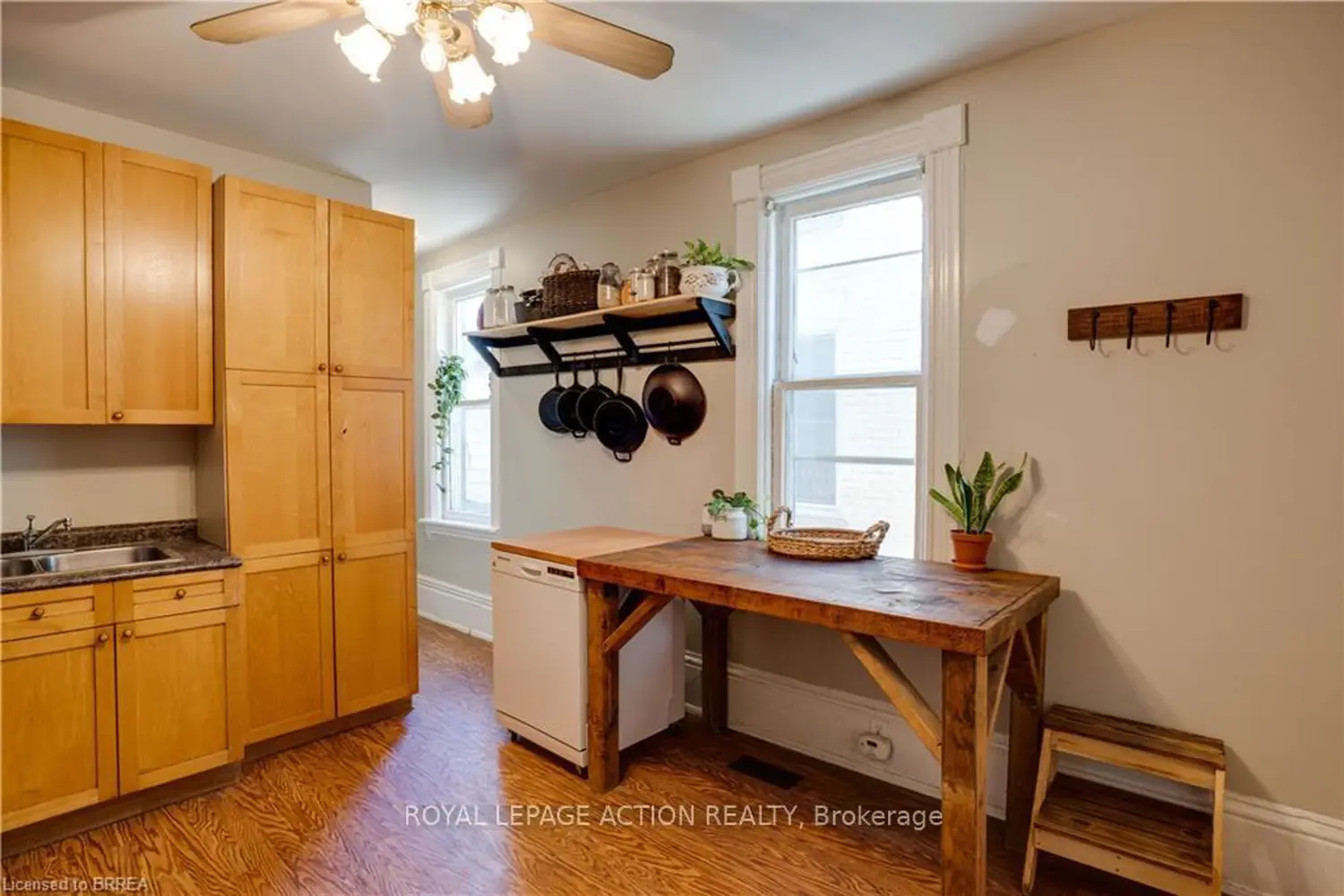 Additional image 7 of 300 Dalhousie Street