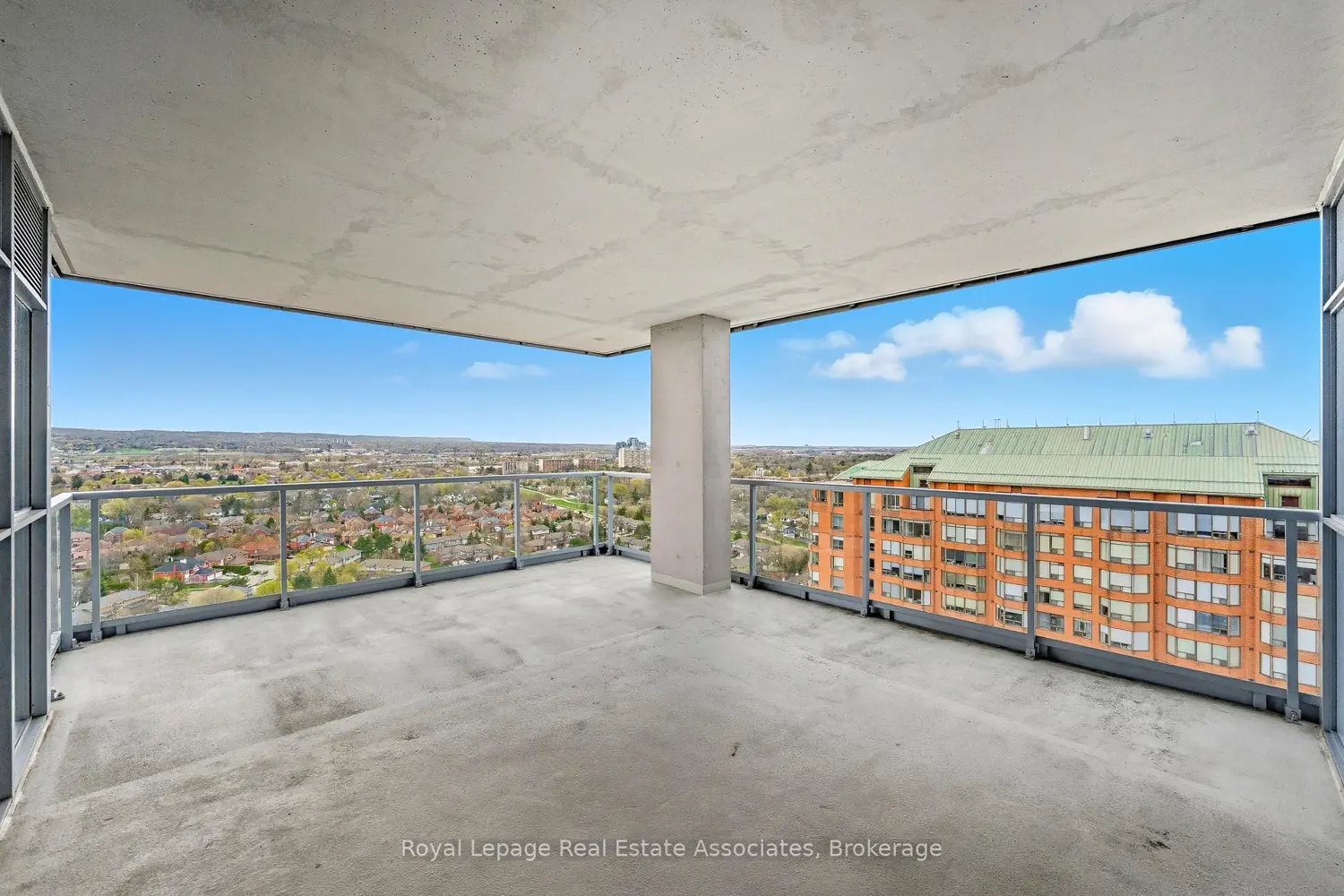 Additional image 14 of 551 Maple Avenue 1407