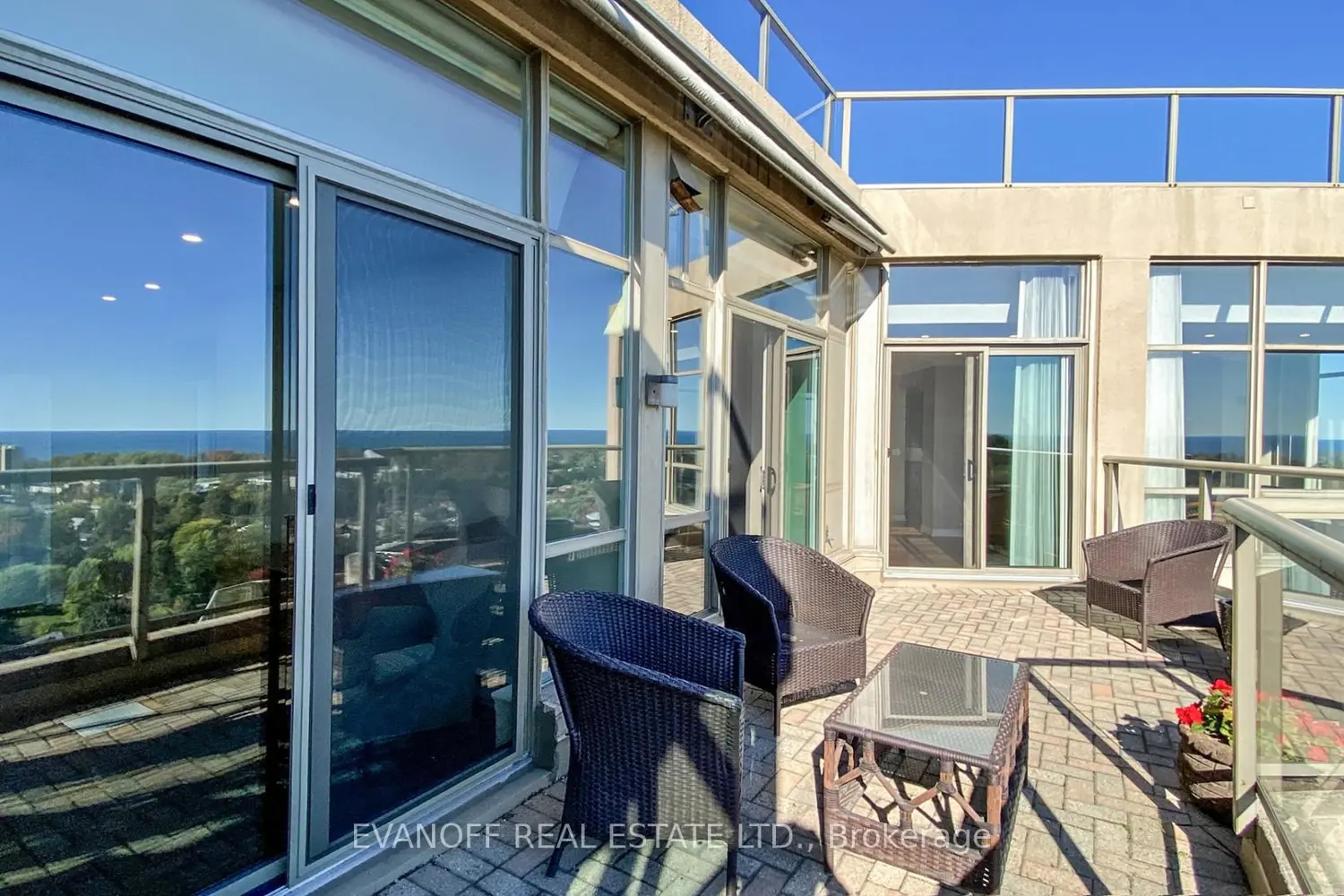 Additional image 9 of 20 Guildwood Parkway Ph 10