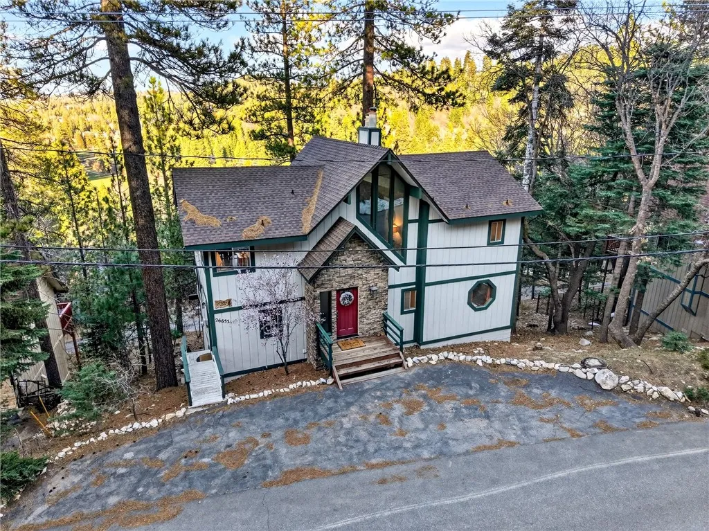 Additional image 149 of 26633 Thunderbird Dr, Lake Arrowhead, CA 92352
