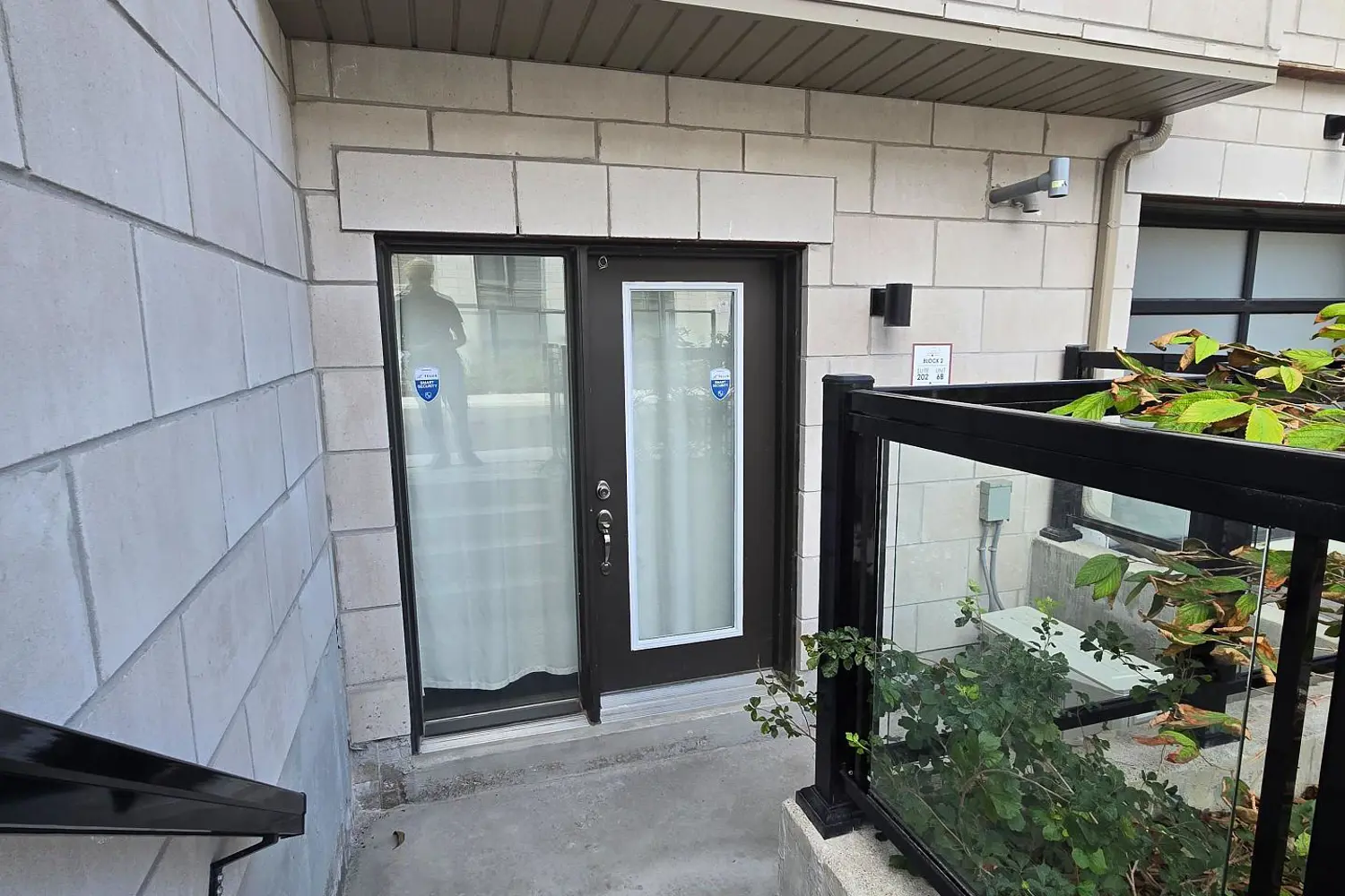 Additional image 4 of 30 Halliford Place 202