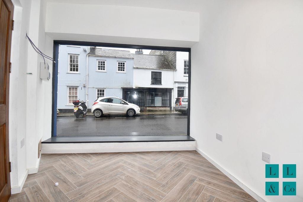 Additional image 5 of 3 bed flat to rentBroad Street, Penryn TR10
