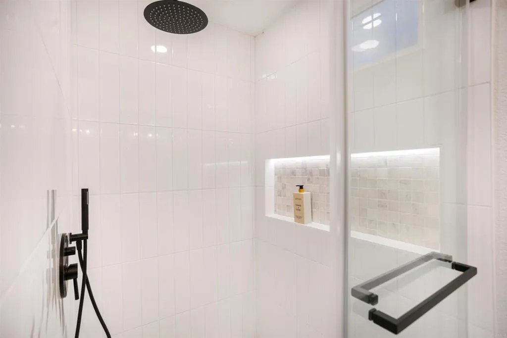 Additional image 16 of 3810 sierra Morena ave, Carlsbad, CA 92010