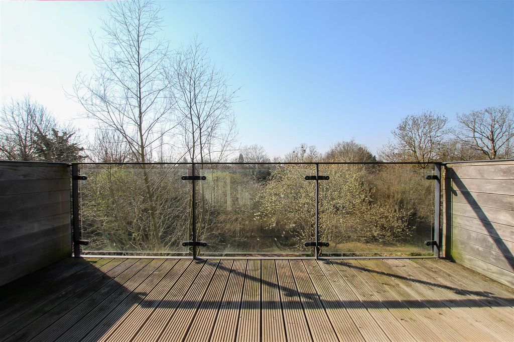 Additional image 21 of 2 bed flat to rentThe Copper Building, Kingfisher Way, Cambridge CB2